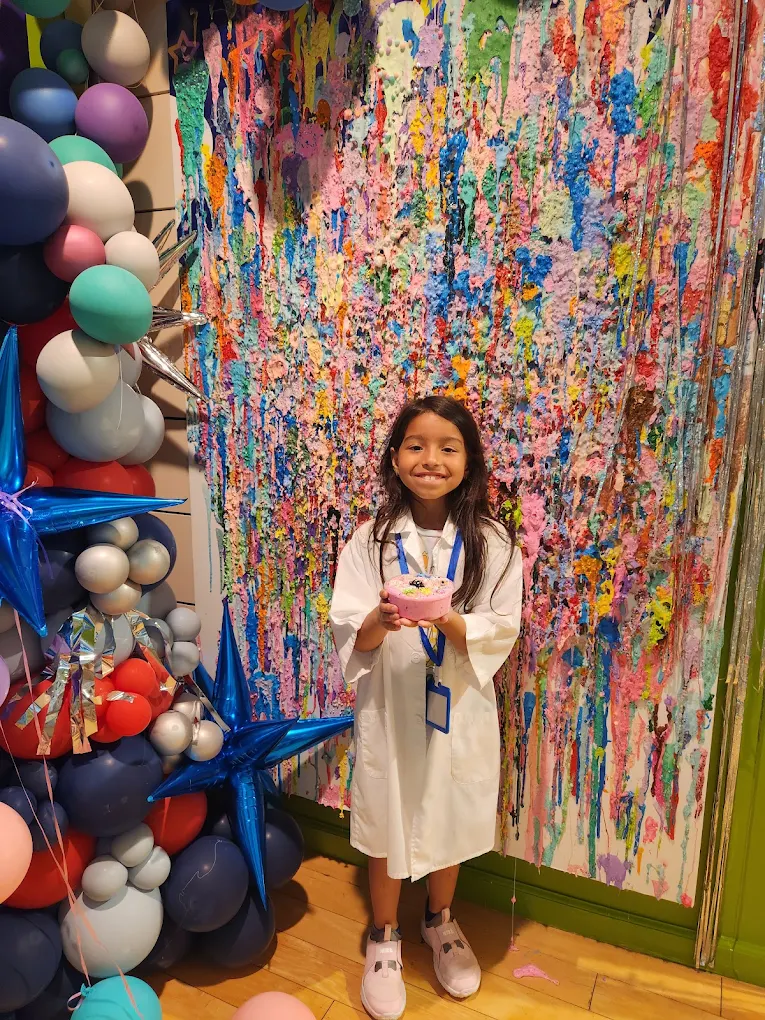 Child at slime wall